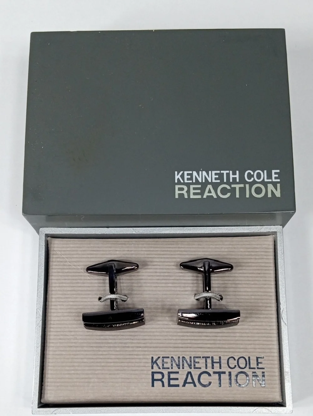 Kenneth Cole Reaction  Cuff Links